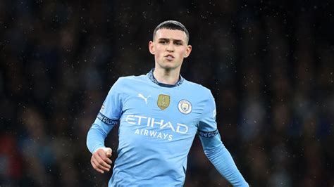 phil foden salary per week.